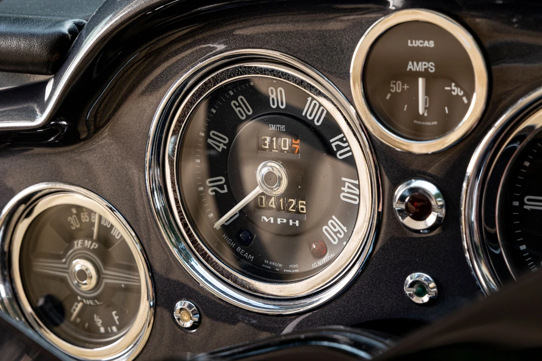 1963 Aston Martin DB4 - Image 6 of 31