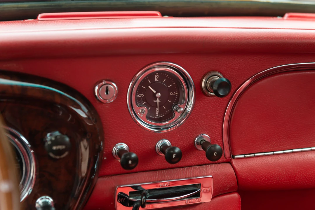 1963 Aston Martin DB4 - Image 24 of 31