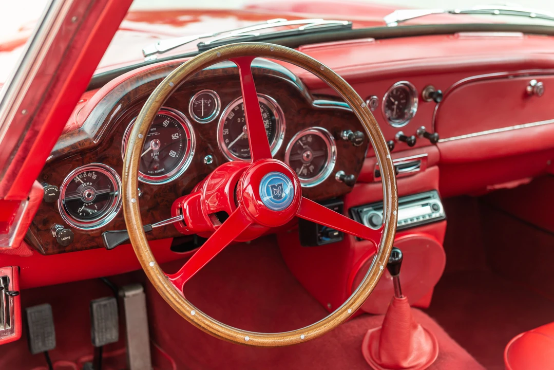 1963 Aston Martin DB4 - Image 27 of 31