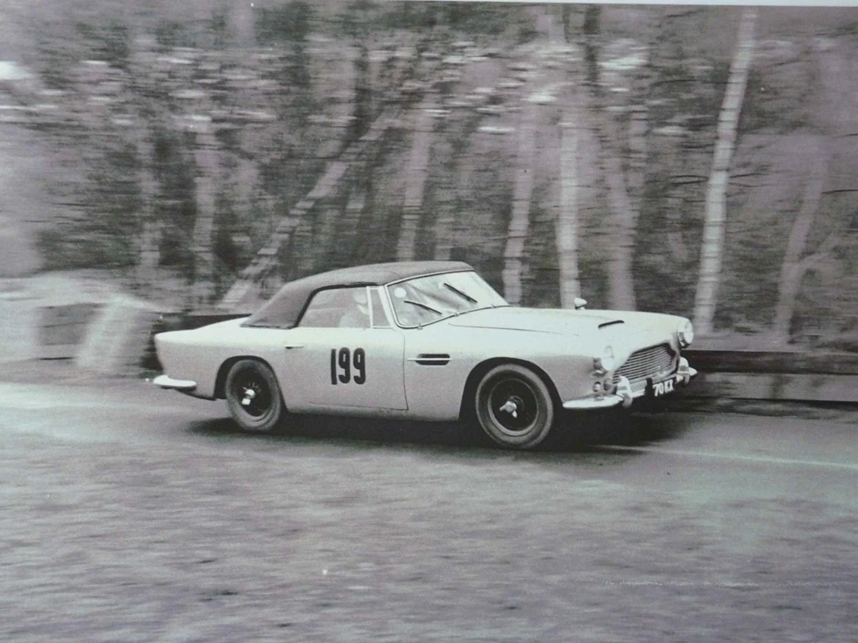 1963 Aston Martin DB4 Convertible - Image 27 of 27