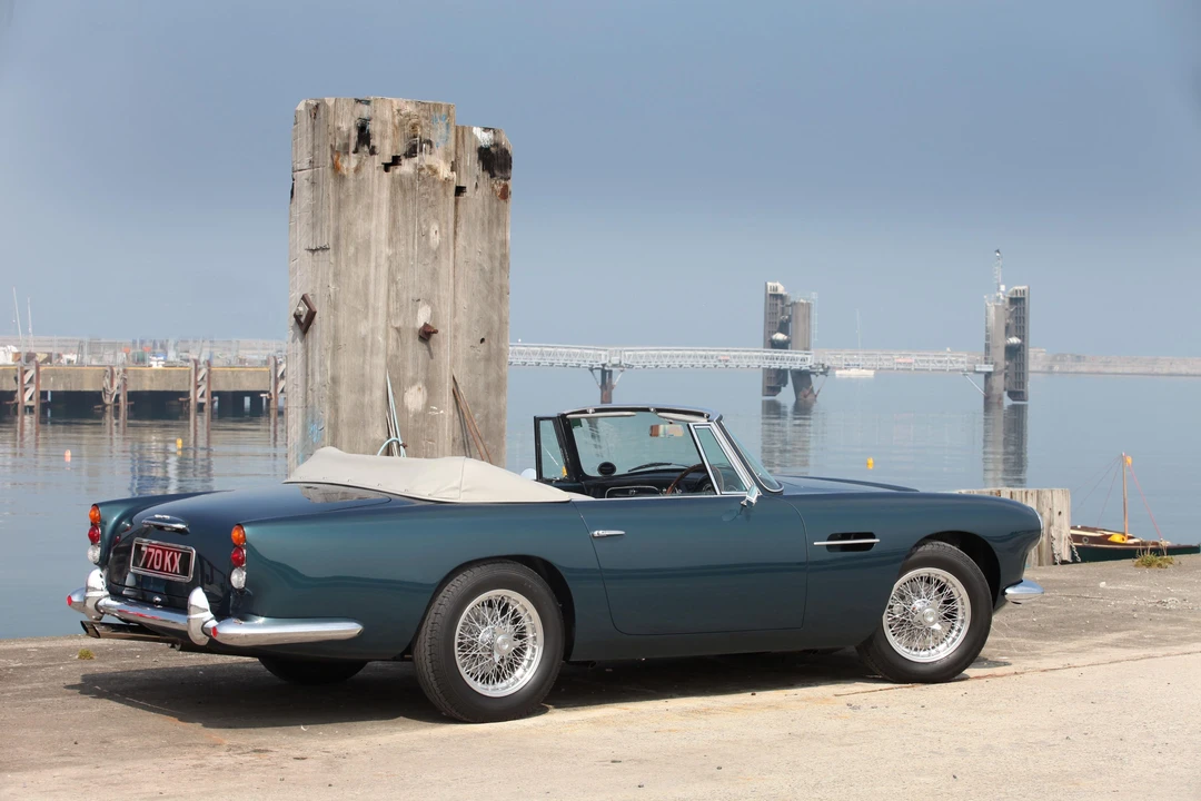 1963 Aston Martin DB4 Convertible - Image 18 of 27