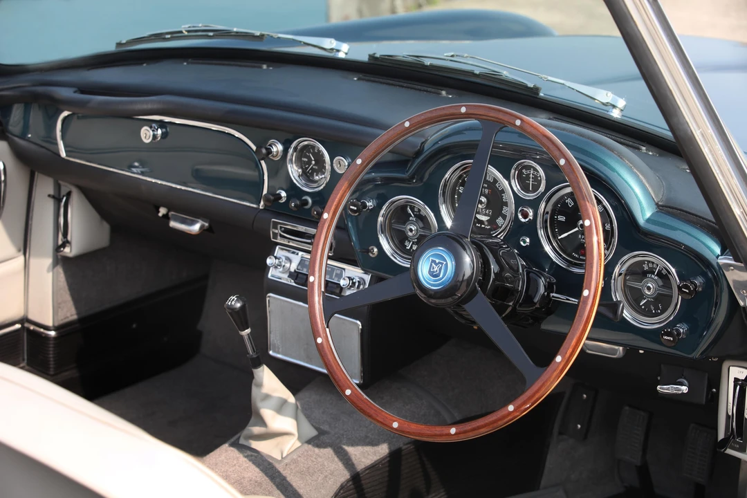1963 Aston Martin DB4 Convertible - Image 17 of 27