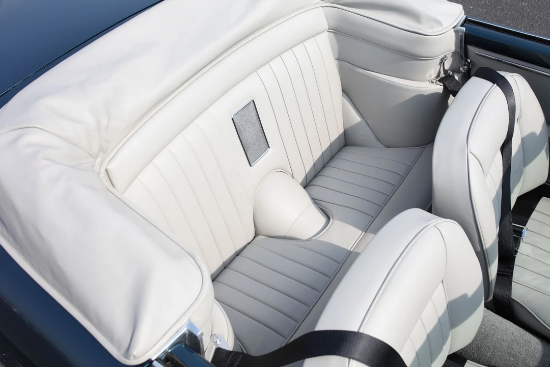 1963 Aston Martin DB4 Convertible - Image 4 of 27
