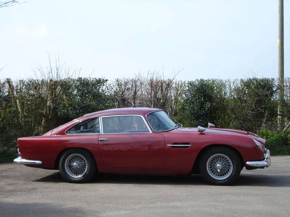 1963 Aston Martin DB4 Vantage - Image 2 of 9