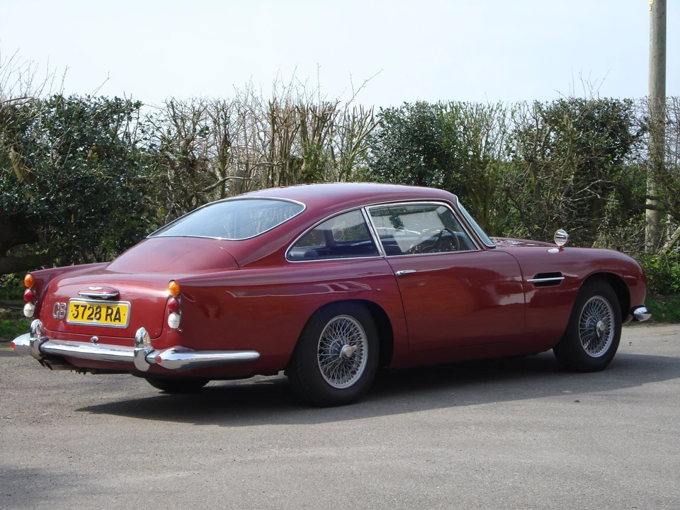1963 Aston Martin DB4 Vantage - Image 7 of 9