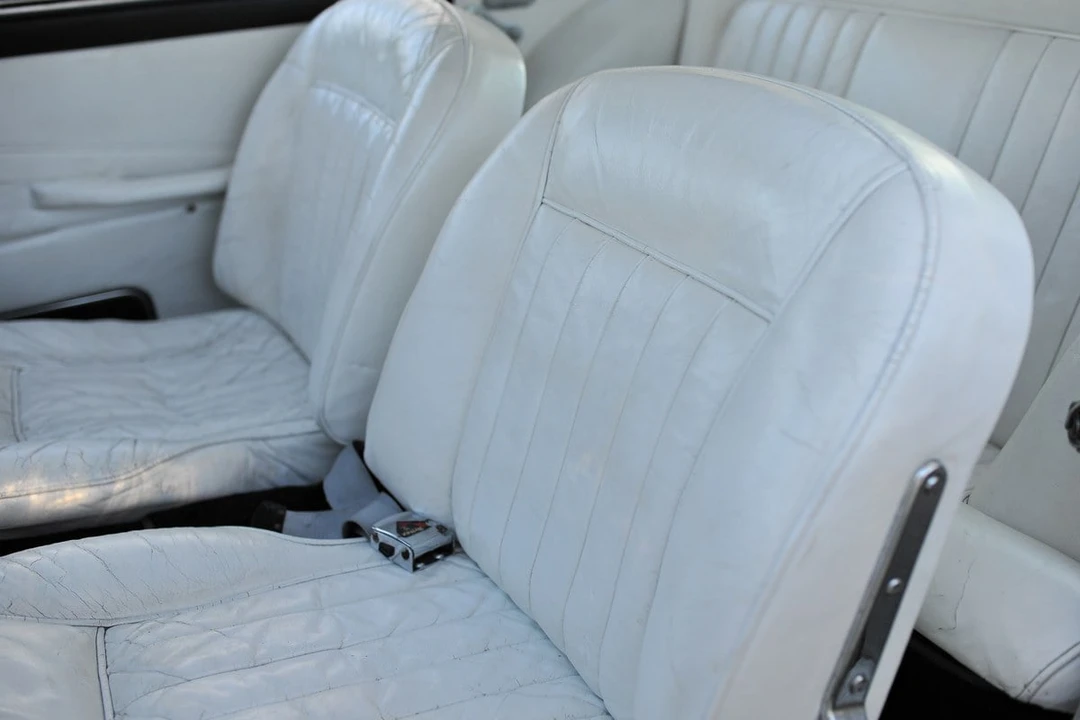 1963 Aston Martin DB4 Vantage - Image 25 of 30
