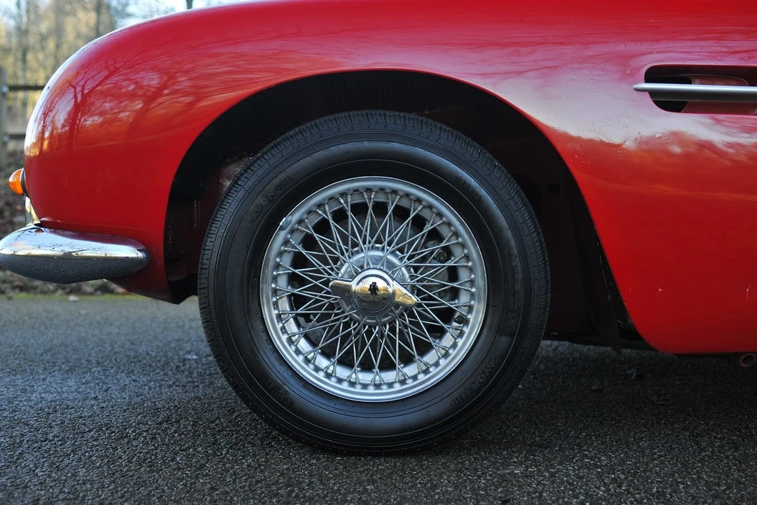 1963 Aston Martin DB4 Vantage - Image 17 of 30