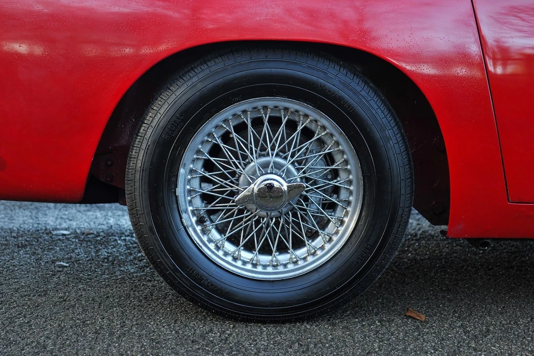1963 Aston Martin DB4 Vantage - Image 19 of 30