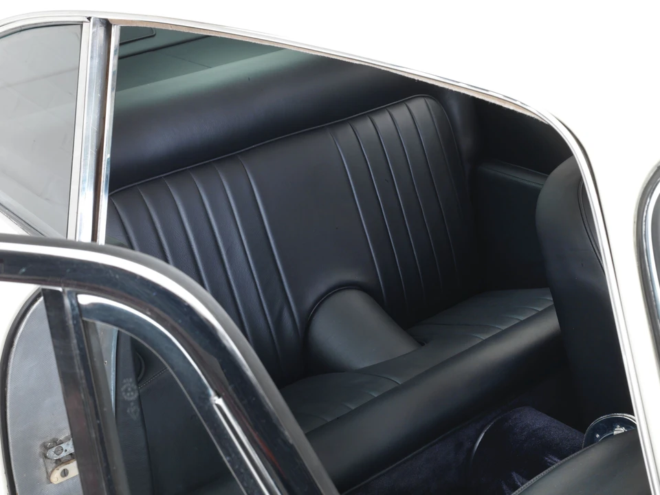 1963 Aston Martin DB4 Vantage - Image 19 of 31