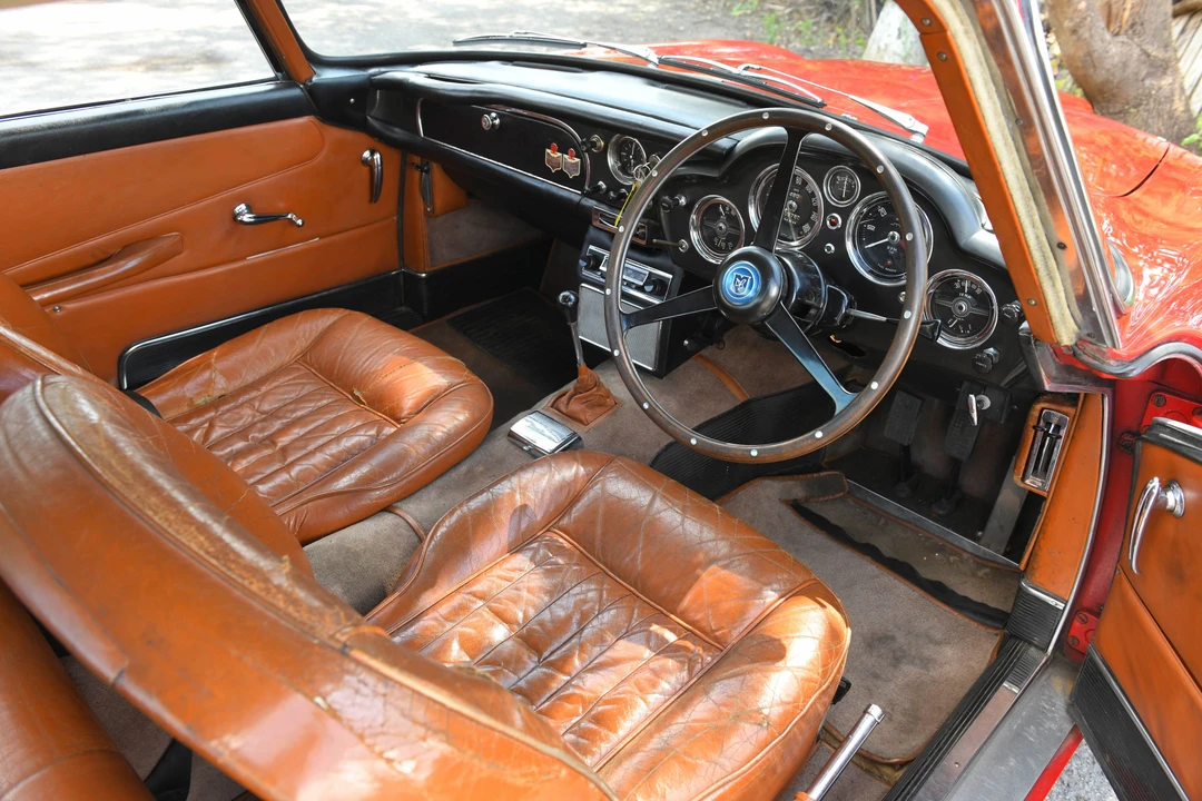 1963 Aston Martin DB4 Vantage - Image 27 of 31