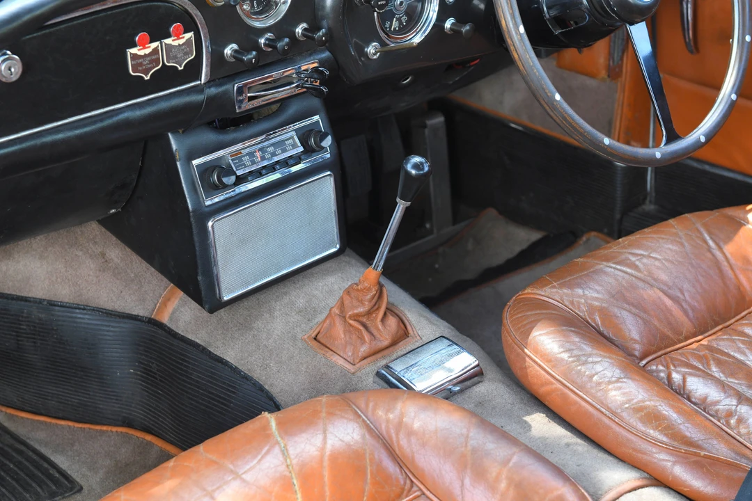 1963 Aston Martin DB4 Vantage - Image 14 of 31