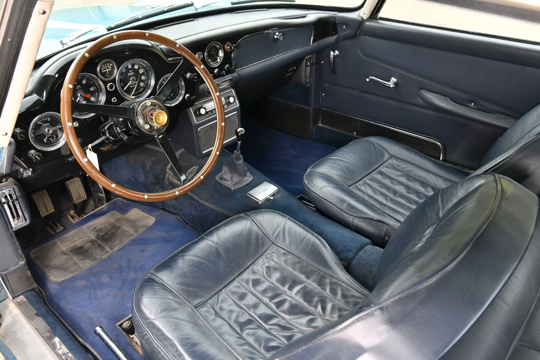 1963 Aston Martin DB4 Vantage - Image 25 of 31