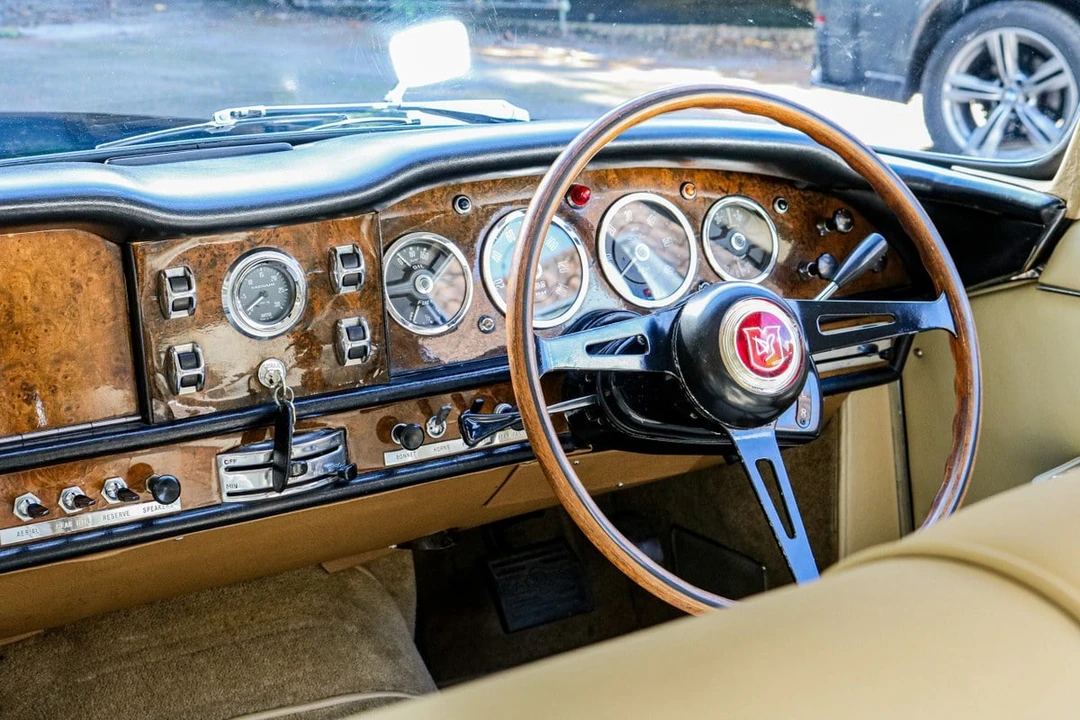 1963 Aston Martin Lagonda - Image 17 of 30