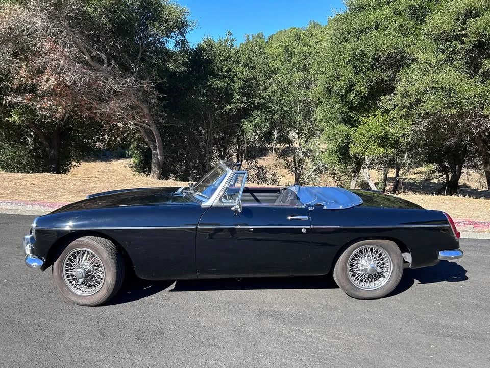 1963 Aston Martin - Image 3 of 17