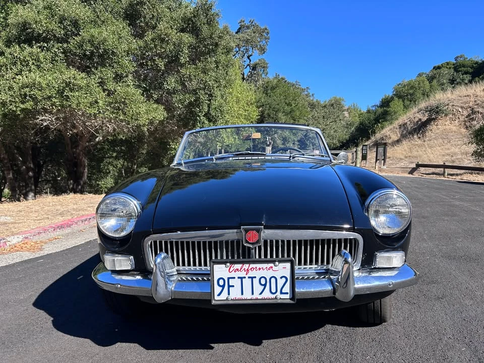 1963 Aston Martin - Image 2 of 17