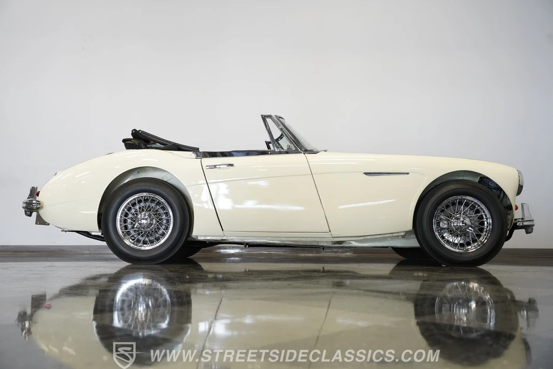 1963 Austin-Healey 3000 Mark II - Image 22 of 31