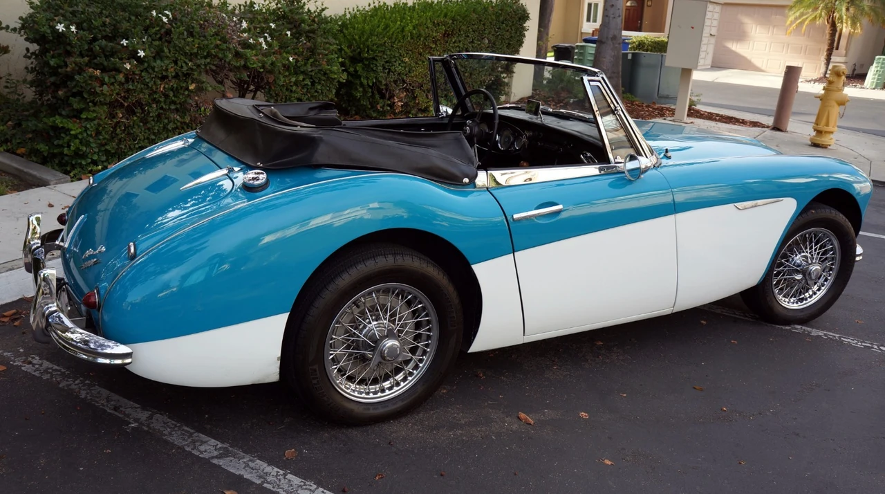 1963 Austin-Healey 3000 Mark II - Image 8 of 31