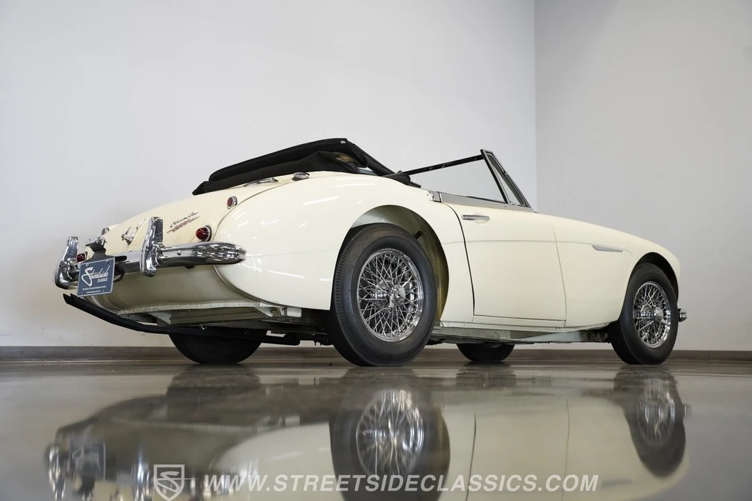 1963 Austin-Healey 3000 Mark II - Image 17 of 31