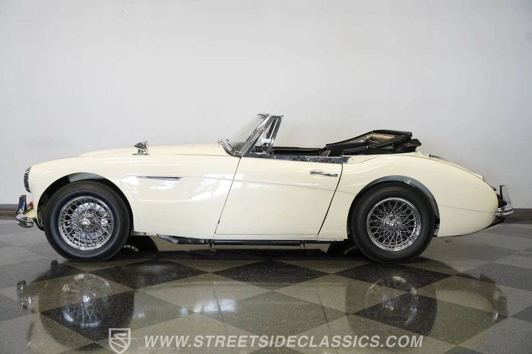 1963 Austin-Healey 3000 Mark II - Image 3 of 31