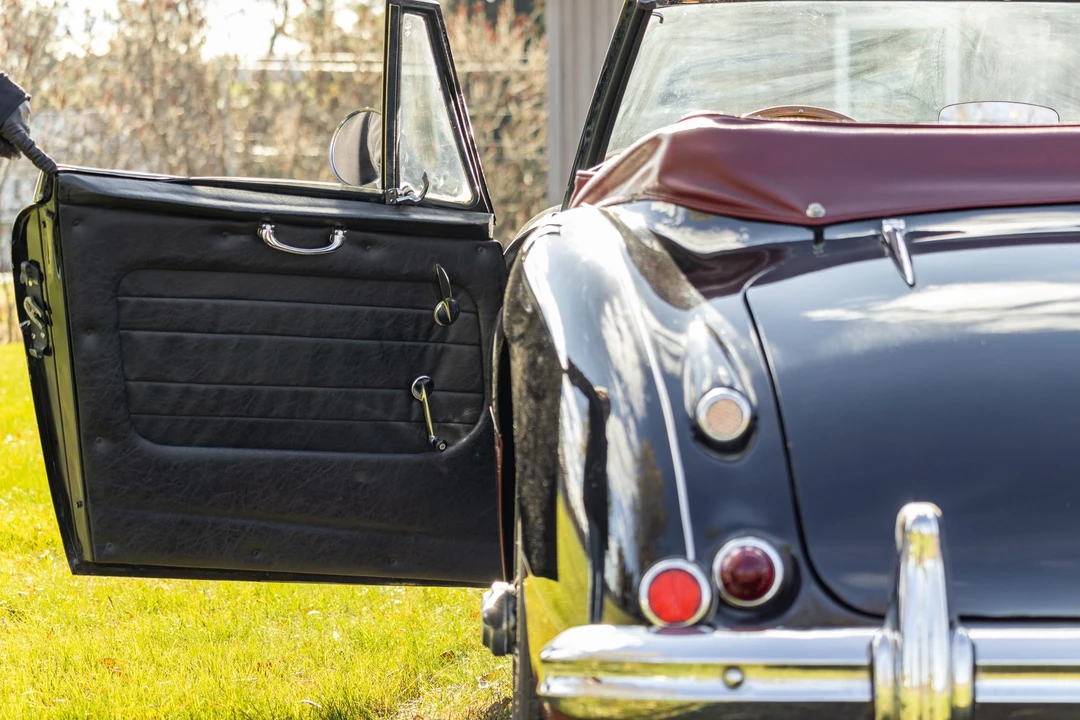 1963 Austin-Healey 3000 Mark II - Image 30 of 31