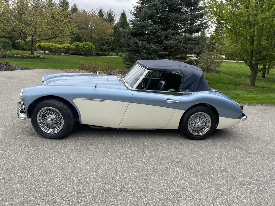 1963 Austin-Healey 3000 Mark II - Image 27 of 31