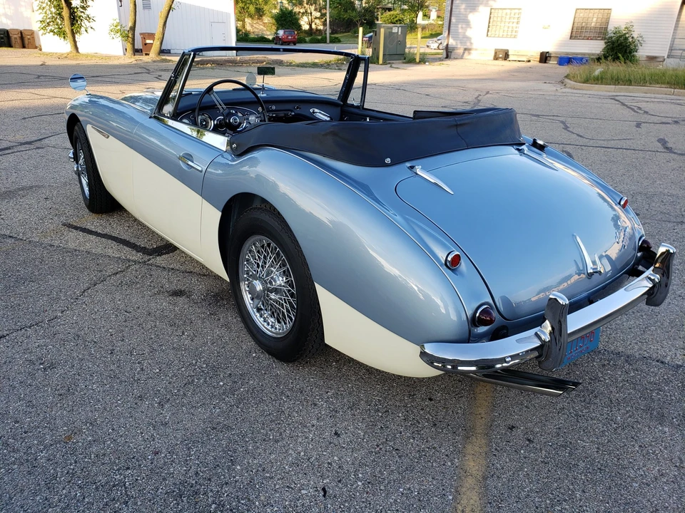 1963 Austin-Healey 3000 Mark II - Image 5 of 31