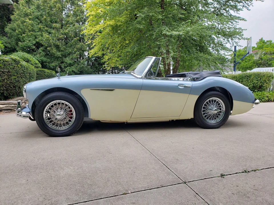 1963 Austin-Healey 3000 Mark II - Image 4 of 31