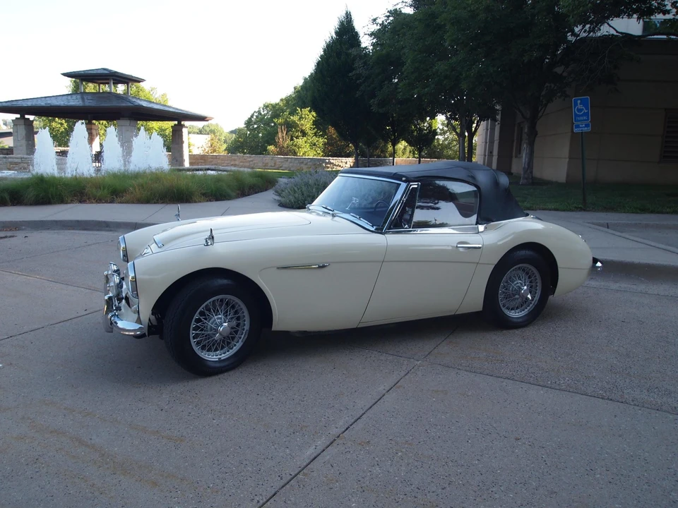 1963 Austin-Healey 3000 Mark II - Image 3 of 31
