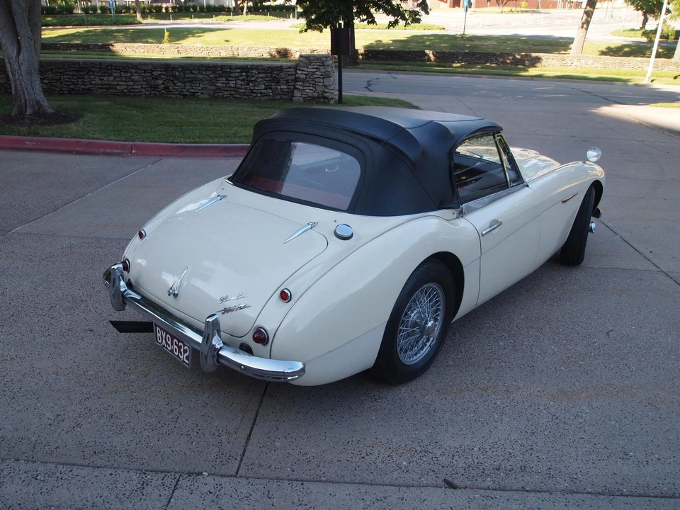 1963 Austin-Healey 3000 Mark II - Image 12 of 31