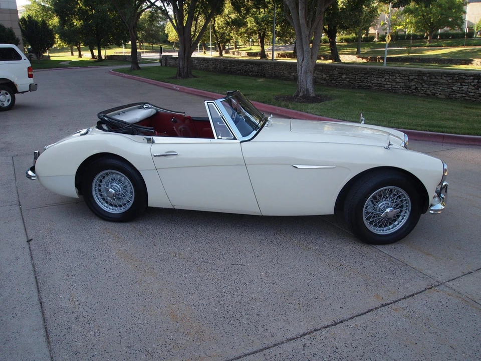 1963 Austin-Healey 3000 Mark II - Image 23 of 31