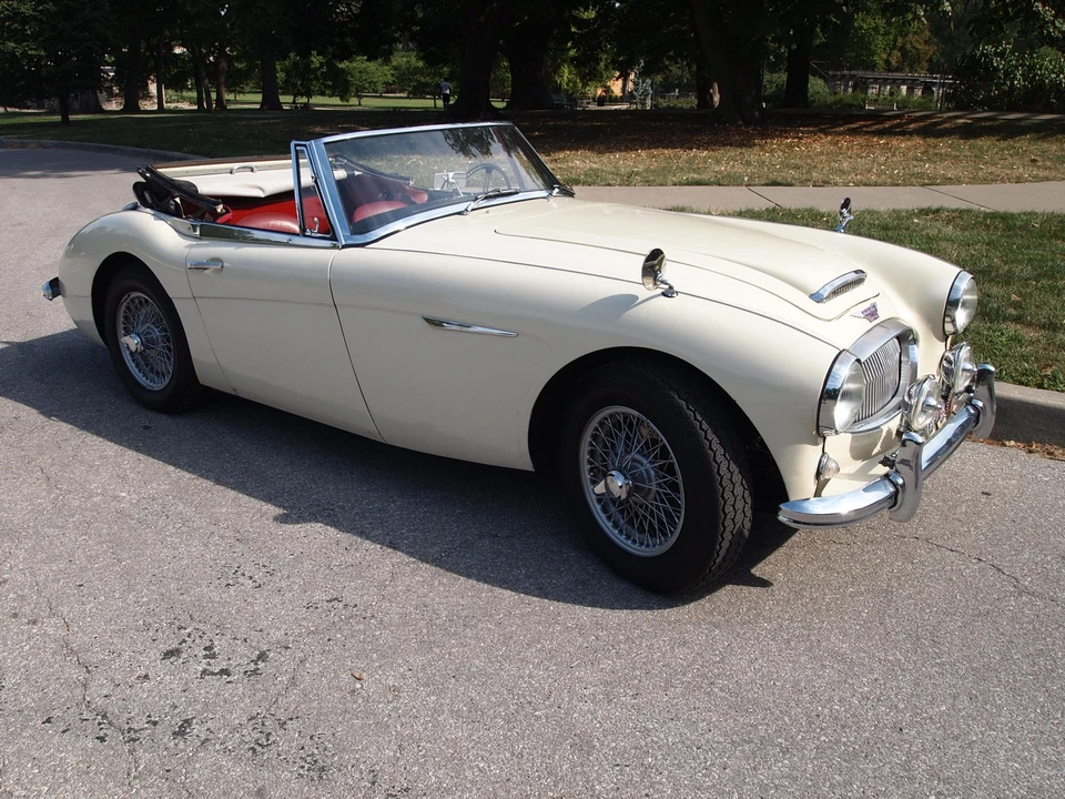 1963 Austin-Healey 3000 Mark II - Image 26 of 31