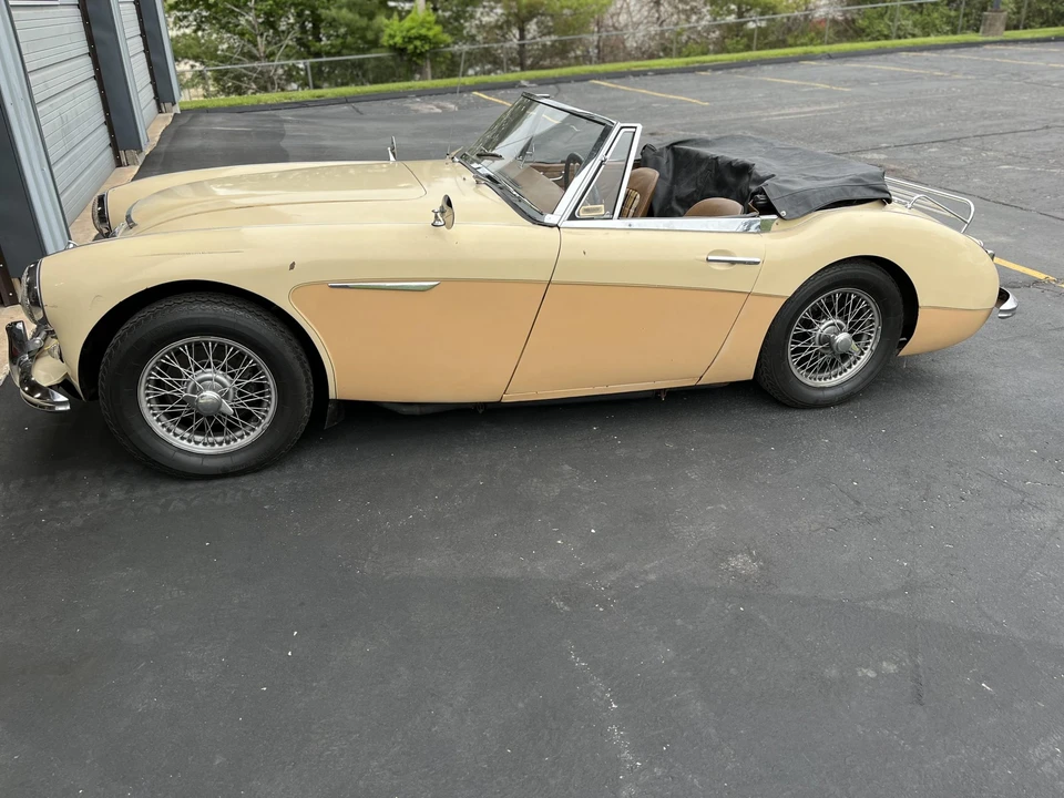 1963 Austin-Healey 3000 Mark II - Image 9 of 31