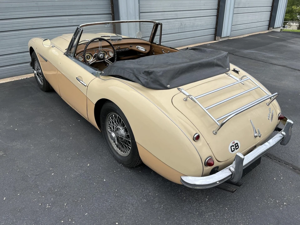 1963 Austin-Healey 3000 Mark II - Image 12 of 31