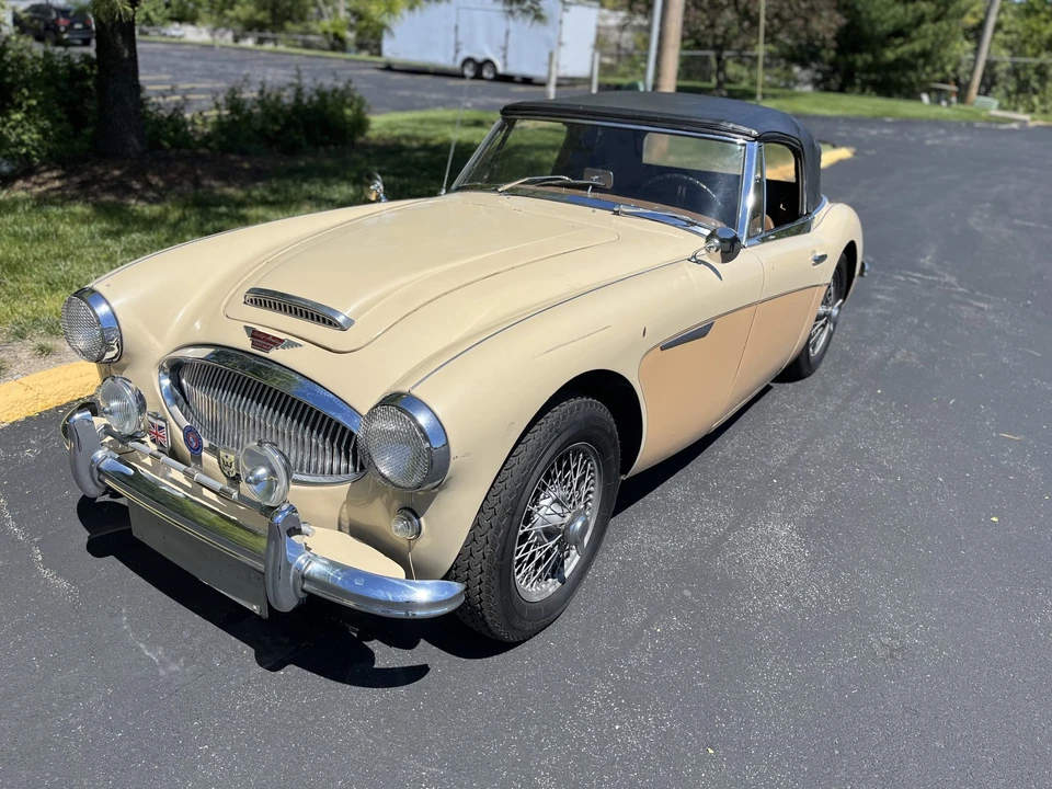 1963 Austin-Healey 3000 Mark II - Image 8 of 31