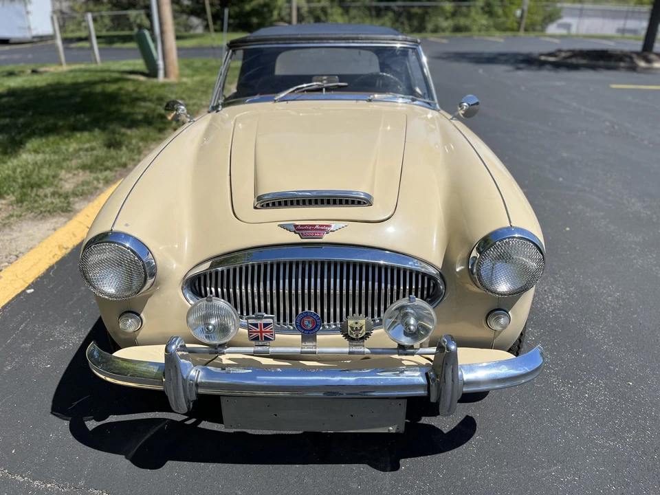 1963 Austin-Healey 3000 Mark II - Image 5 of 31