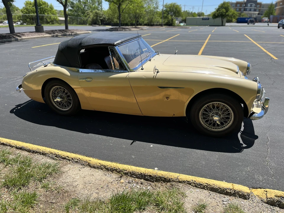 1963 Austin-Healey 3000 Mark II - Image 15 of 31