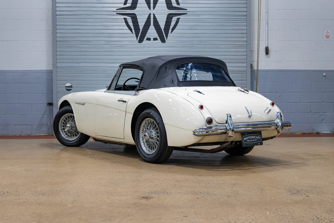 1963 Austin-Healey 3000 Mark II - Image 4 of 31