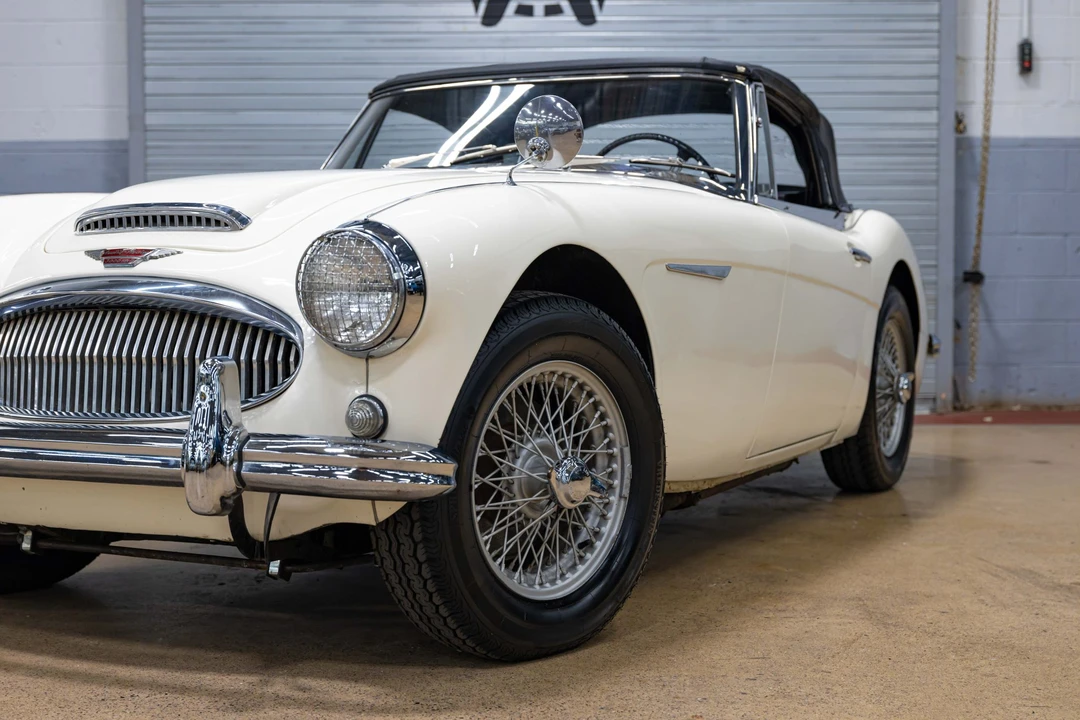 1963 Austin-Healey 3000 Mark II - Image 16 of 31
