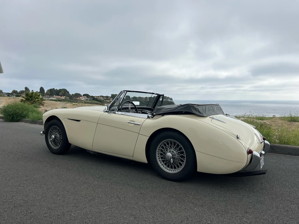 1963 Austin-Healey 3000 Mark II - Image 10 of 31