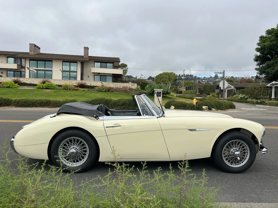 1963 Austin-Healey 3000 Mark II - Image 23 of 31