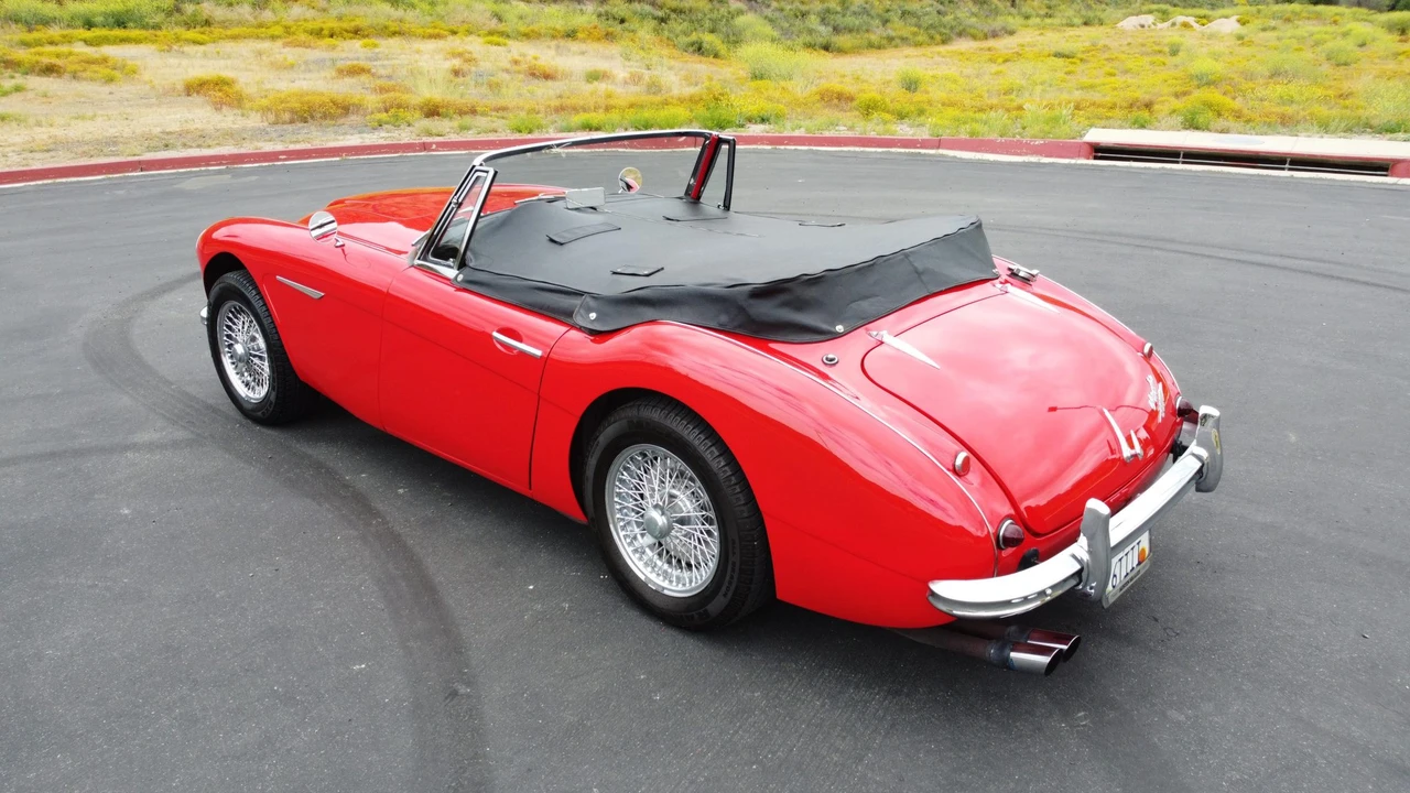 1963 Austin-Healey 3000 Mark II - Image 14 of 31