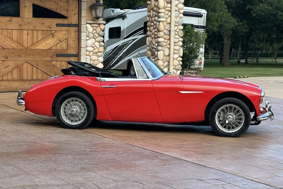 1963 Austin-Healey 3000 Mark II - Image 3 of 31