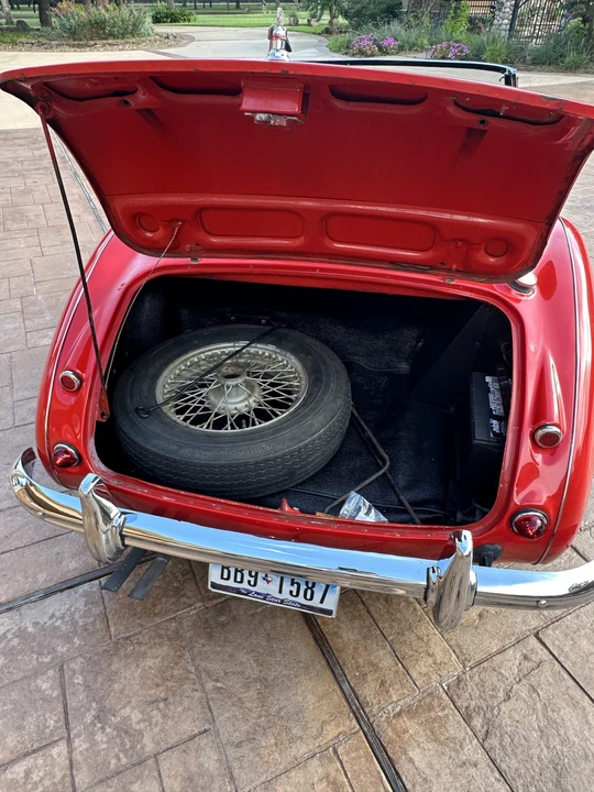 1963 Austin-Healey 3000 Mark II - Image 28 of 31