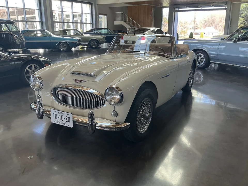 1963 Austin-Healey 3000 Mark II - Image 10 of 31