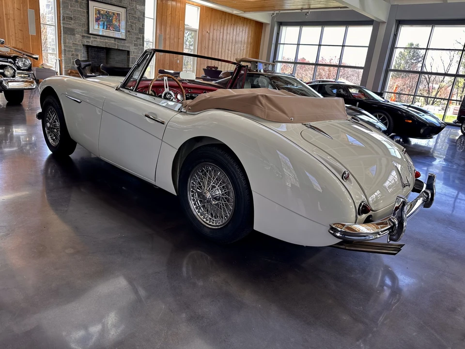 1963 Austin-Healey 3000 Mark II - Image 12 of 31