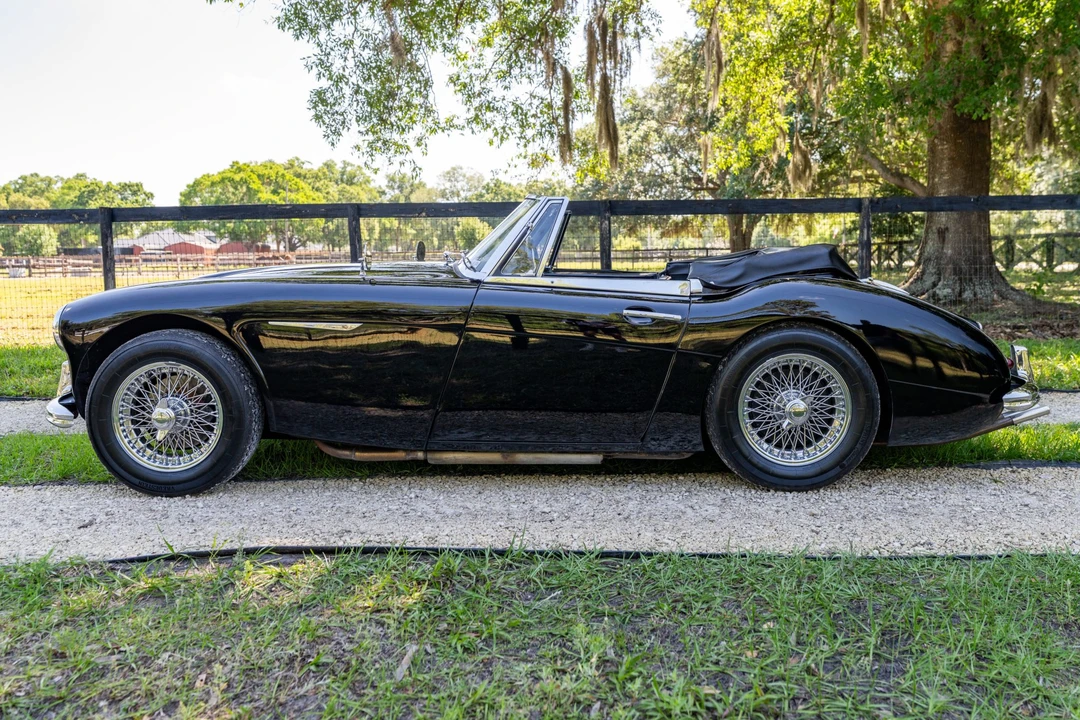 1963 Austin-Healey 3000 Mark II - Image 5 of 31