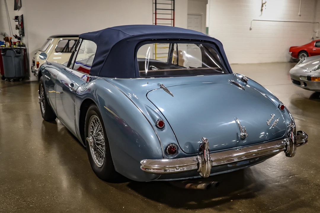 1963 Austin-Healey 3000 Mark II - Image 18 of 31