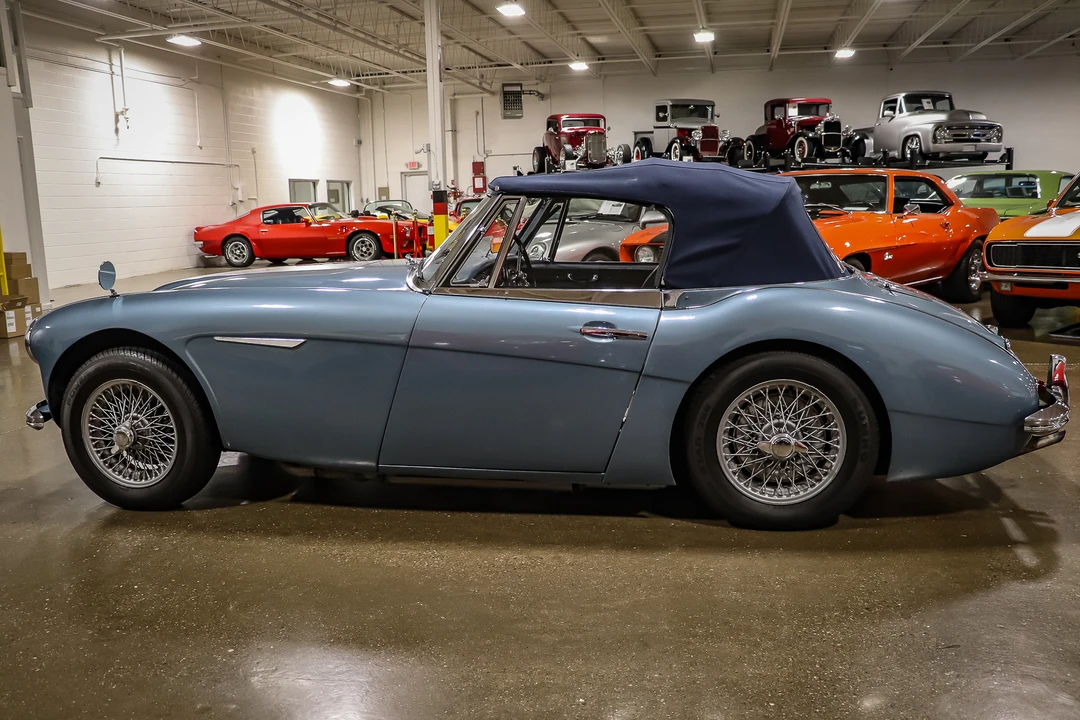 1963 Austin-Healey 3000 Mark II - Image 12 of 31
