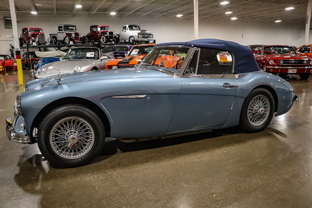 1963 Austin-Healey 3000 Mark II - Image 10 of 31