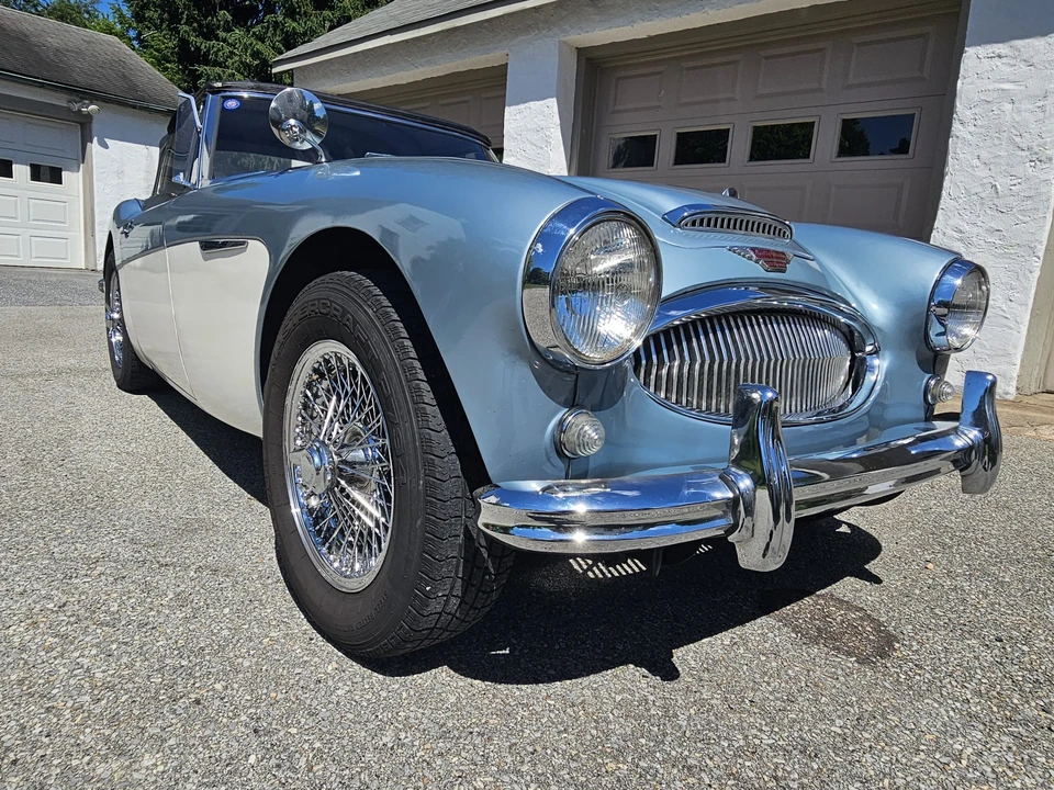 1963 Austin-Healey 3000 Mark II - Image 4 of 31